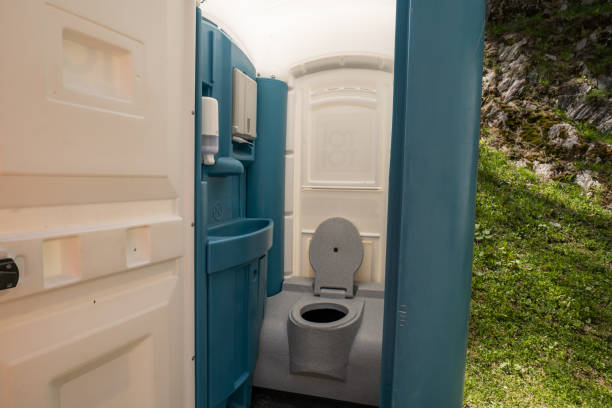 Best Portable bathroom rental  in Coal Grove, OH
